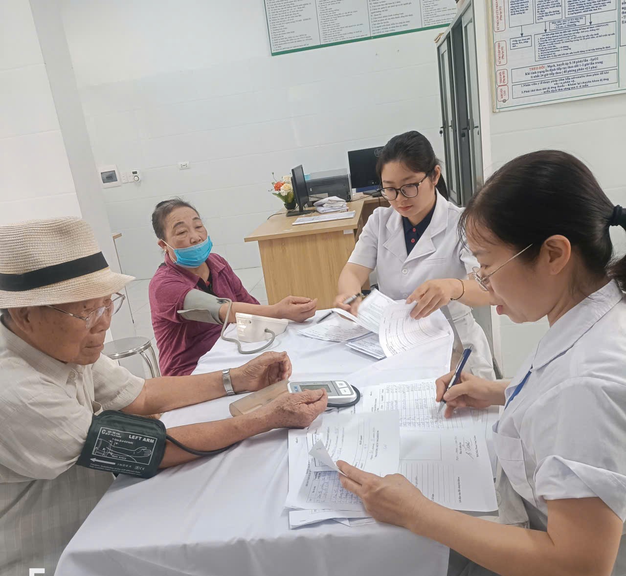 Tăng cường tầm soát bệnh Đái tháo đường và Bệnh lý tuyến giáp tại phường Tiền Phong