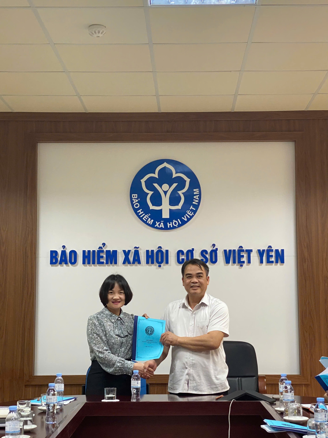 Trạm Y tế Tiền Phong ký kết hợp đồng khám, chữa bệnh Bảo hiểm Y tế giai đoạn 2026 – 2028